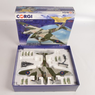 Lot 302 - Corgi Aviation Archive 1:32 Scale Dehavilland Mosquito