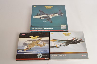 Lot 337 - Corgi Aviation Archive 1:72 Scale German and British WWII Aircraft (3)