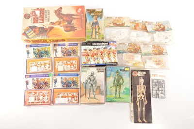 Lot 356 - Airfix IMAI and Warlord plastic construction Figure kits and factory made in various scales and Airfix early bagged Historical Ships (16)