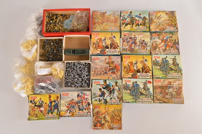 Lot 357 - Large collection of Airfix 00 gauge 1/72 Figures mainly Waterloo also Romans and Ancient Britons American Indians and WWII boxed and unboxed (large qty)