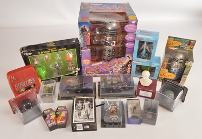 Lot 380 - Modern Models Figures Toys and Collectibles From TV and Film (18)
