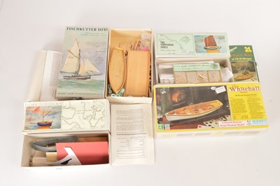Lot 539 - Midwest and Classic working Boats and Steingraber's Line wooden Boat kits (5)