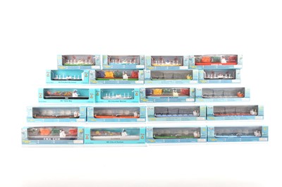 Lot 571 - New Issue Tri-ang Minic Ships 1/1200 scale Cargo Tankers and Container Ships unused in original boxes (20)