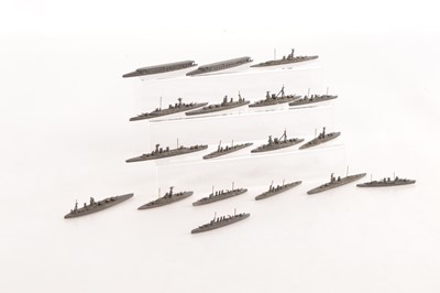 Lot 577 - British made lead approx 1/1800 scale WW1 Navy Vessels (18)
