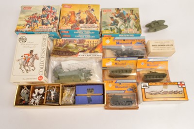 Lot 610 - Airfix 00 gauge boxed Waterloo Figures and Tank kit Roco HO Gauge Minitanks Denzil Skinner Tanks and whitemetal 25mm Waterloo and English Civil War figures (qty)