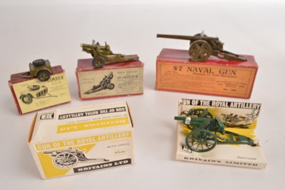 Lot 627 - Boxed Britains post WW2 version Guns and limber comprising 1264 4.7 Naval Gun with shells (6)