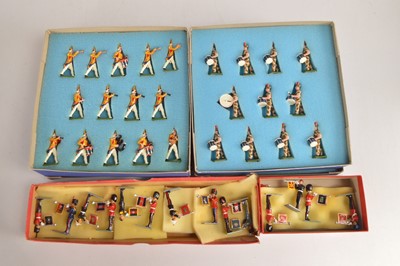 Lot 665 - Dorset Soldiers boxed sets comprising 14pce 18th Century British Grenadiers Band, (2 sets + 14 loose figures)