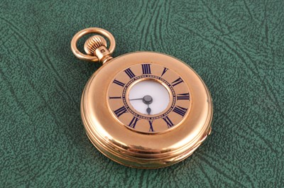 Lot 93 - A George V period 18ct gold half hunter lady's pocket watch