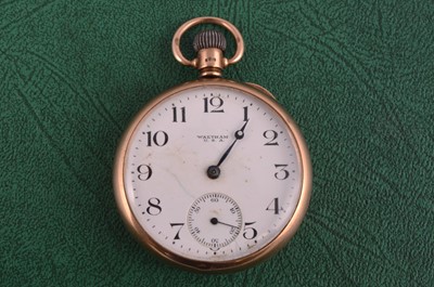 Lot 94 - A George V period Waltham 9ct gold open faced pocket watch