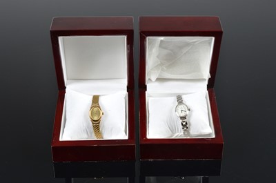 Lot 133 - Two modern Vience Quartz 9ct gold ladies wristwatches