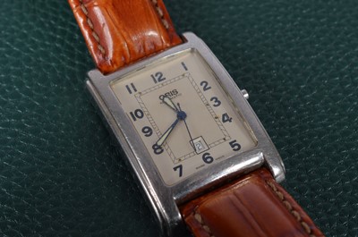 Lot 183 - A modern Oris automatic stainless steel wristwatch