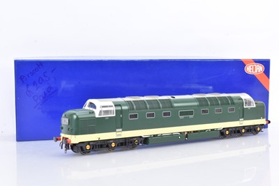 Lot 538 - Heljan 0 Gauge BR two tone green Class 55 Diesel Locomotive