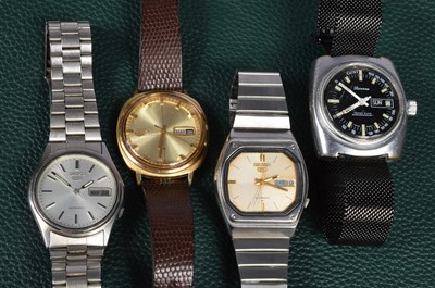 Lot 207 - Three Seiko 5 automatic wristwatches and a Lucerne watch