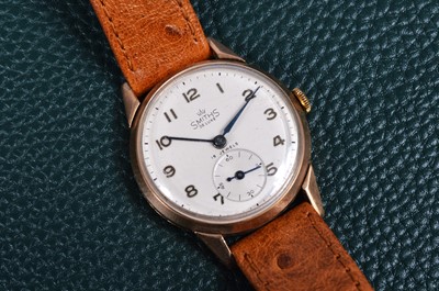 Lot 226 - A c1960s Smiths De Luxe manual wind 9ct gold wristwatch