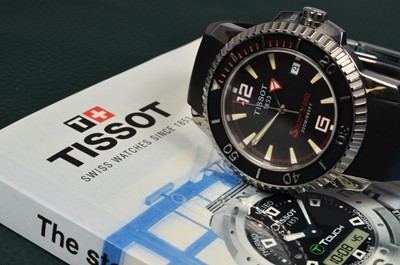 Lot 229 - A modern Tissot Seastar 660 quartz Diver's stainless steel wristwatch