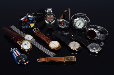 Lot 236 - A collection of vintage and modern wristwatches