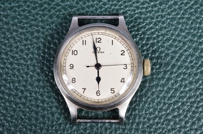 Lot 243 - A 1930s Omega watch movement
