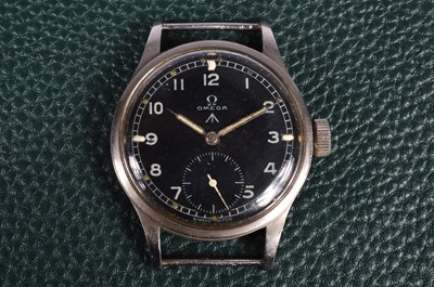 Lot 248 - A WWII period Omega manual wind military issue "Dirty Dozen" stainless steel wristwatch head