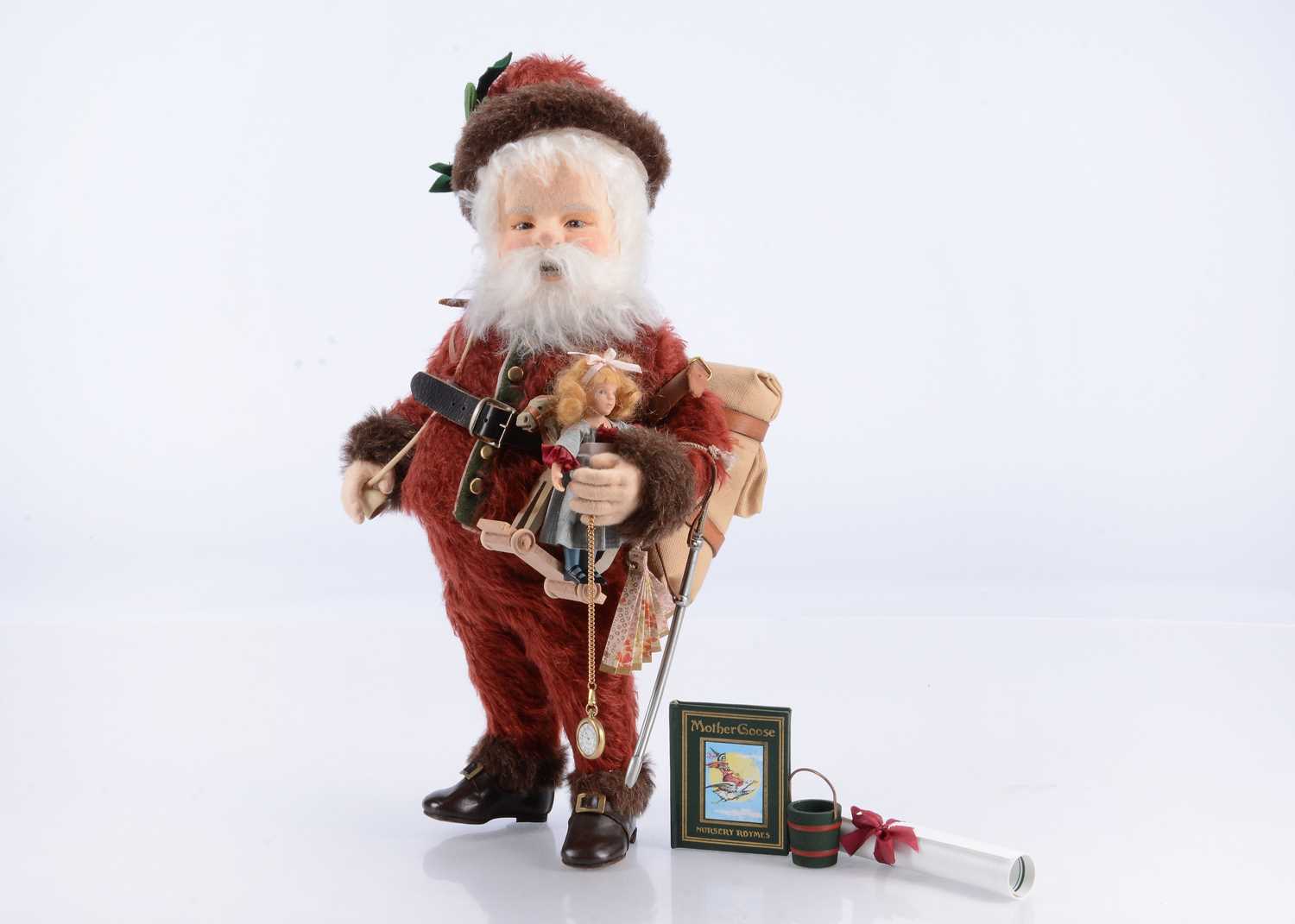 Lot 9 - A limited edition R John Wright Thomas Nast Santa Claus doll
