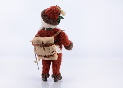 Lot 9 - A limited edition R John Wright Thomas Nast Santa Claus doll