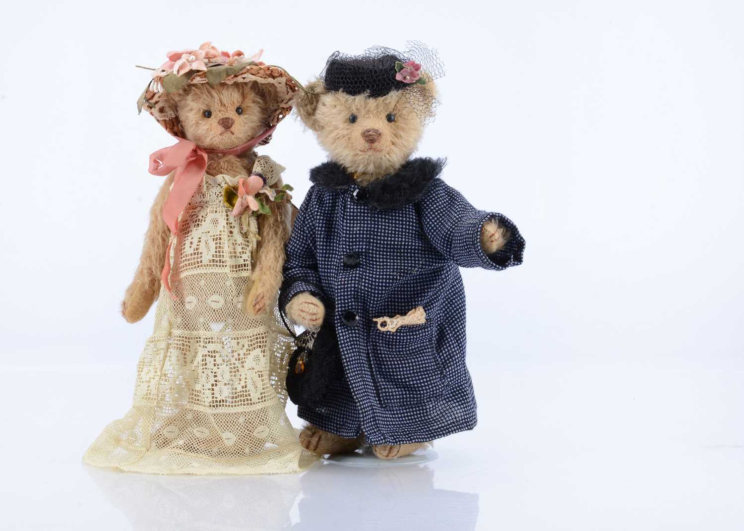 Lot 18 - Two Memory Lain Bears artist  teddy bears by Sue Lain