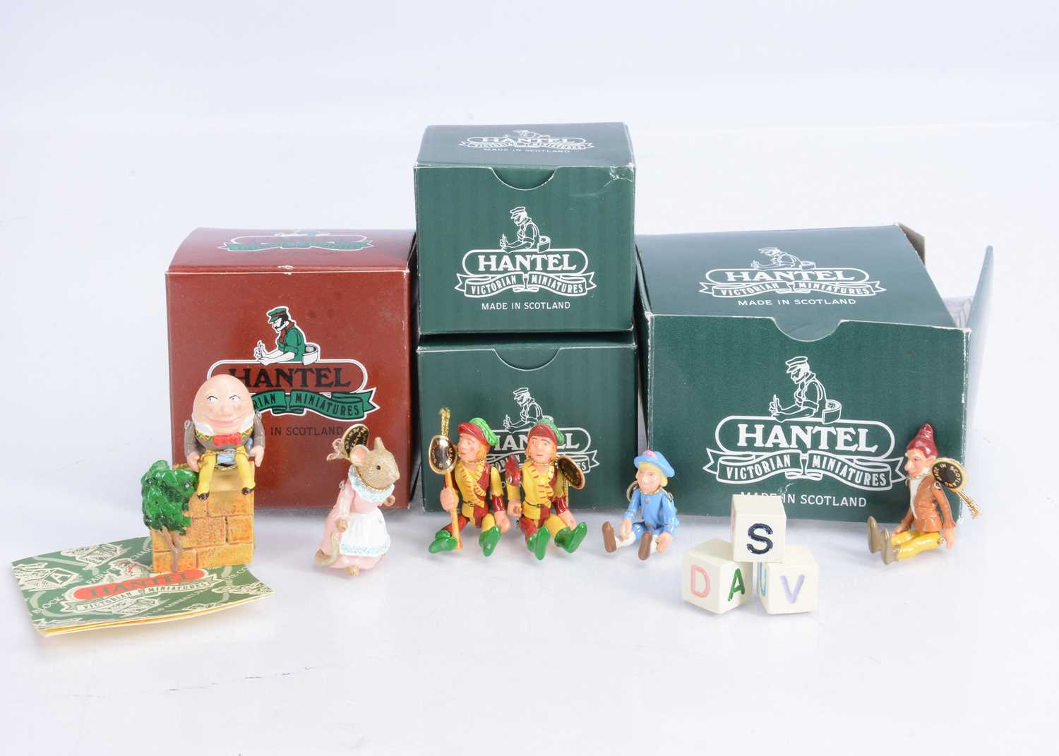 Lot 46 - Six Hantel Miniatures Nursey Rhyme Characters