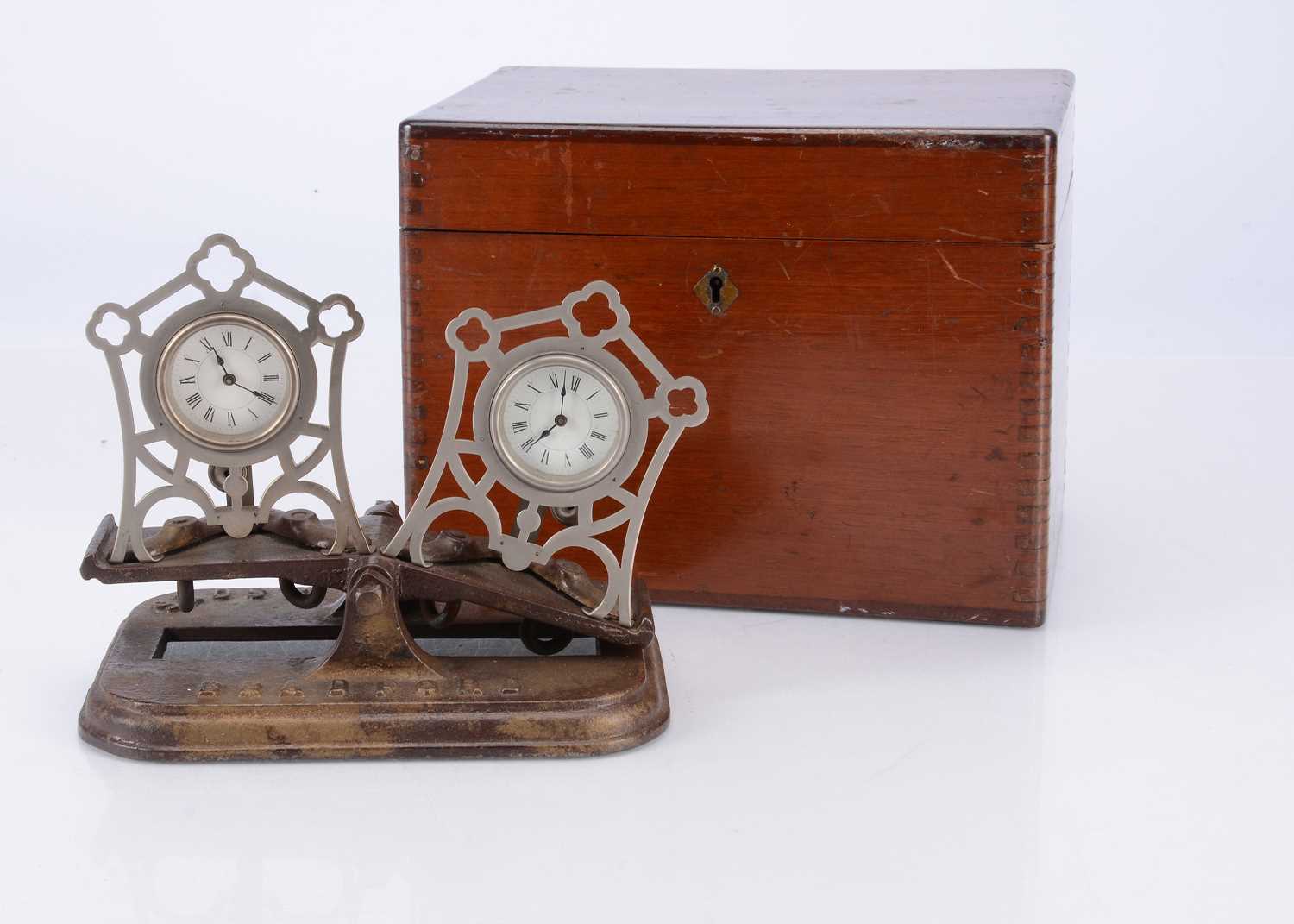 Lot 127 - A rare early 20th century Fattorini & Sons chess clock timer
