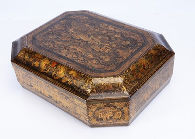 Lot 327 - A fine mid 19th century Chinese Export lacquer card box