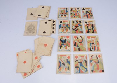 Lot 365 - An early 19th century Hunt & Sons playing card pack