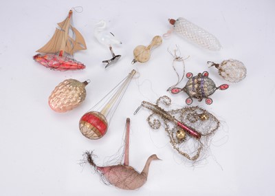 Lot 404 - 19th century Christmas decorations