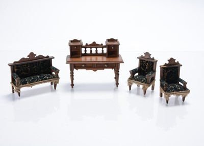 Lot 499 - Early 20th century German oak dolls’ house furniture