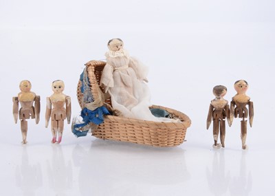 Lot 527 - 19th century miniature Grodnertal wooden dolls’ house dolls