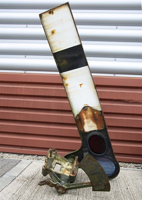 Lot 650 - BR Signal Arm and Mounting Bracket