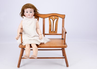 Lot 733 - A Simon & Halbig 1299 child doll