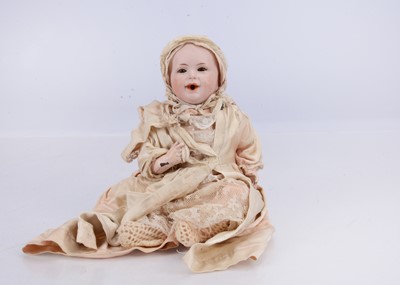 Lot 737 - A rare SFBJ 242 nursing baby
