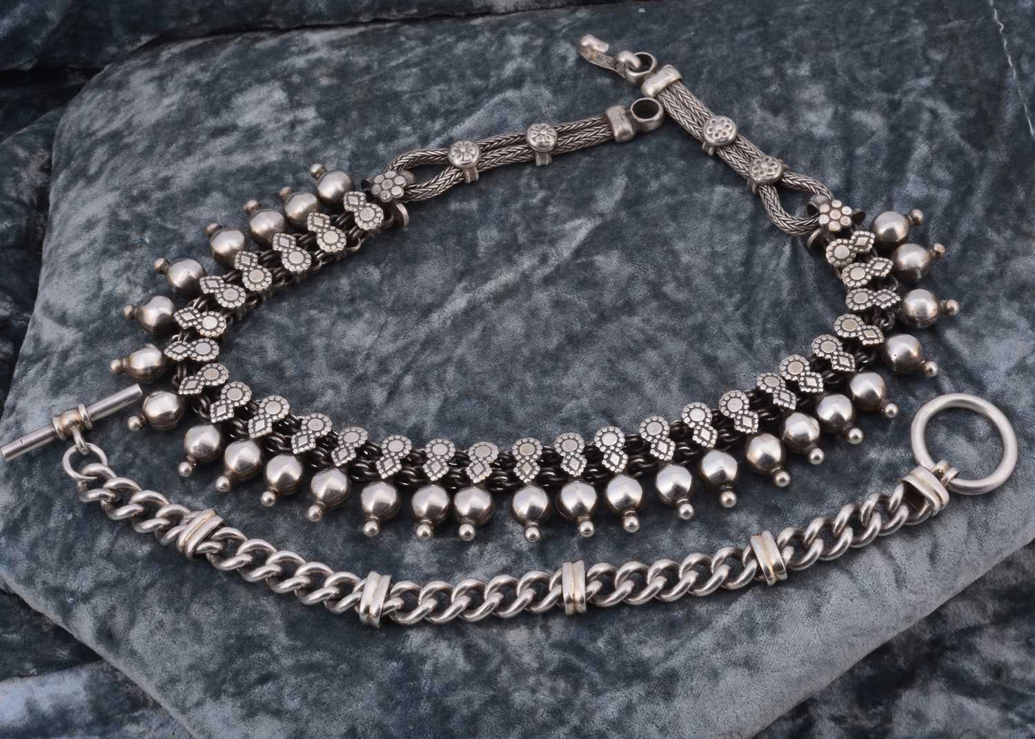 Lot 38 - A continental silver fringe necklace