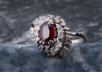 Lot 163 - An 18ct gold ruby and diamond cocktail ring