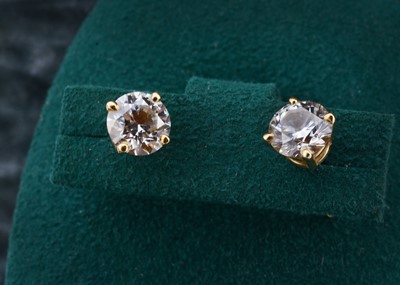 Lot 269 - A pair certificated of diamond ear studs