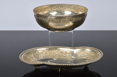 Lot 293 - Two items of 20th century Indian silver