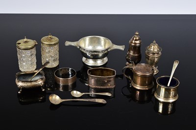 Lot 340 - A small collection of silver and other items