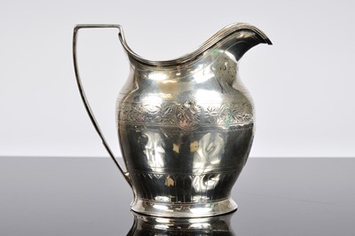 Lot 350 - A George III silver milk jug
