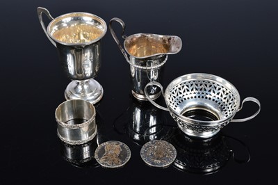Lot 370 - Four Victorian and later silver items