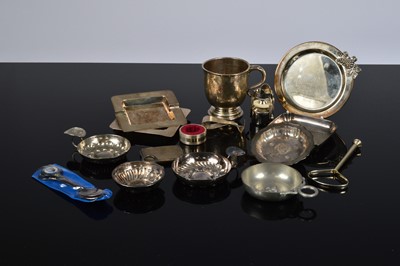 Lot 379 - A collection silver and other items