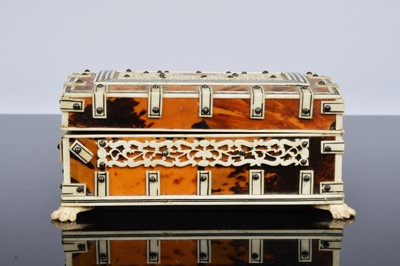 Lot 435 - An early 20th century Vizagapatam cigarette box