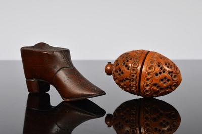 Lot 452 - A Georgian carved wooden novelty snuff box