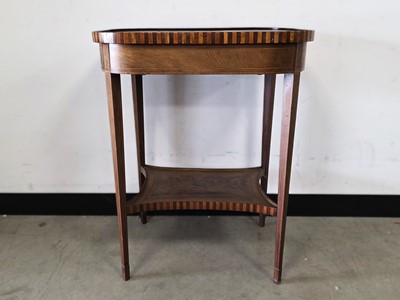 Lot 519 - An Edwardian Sheraton occasional table and an inlaid planter