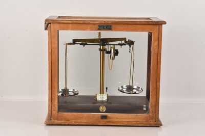 Lot 39 - A set of Griffin & Tatlock Ltd Scientific Scales