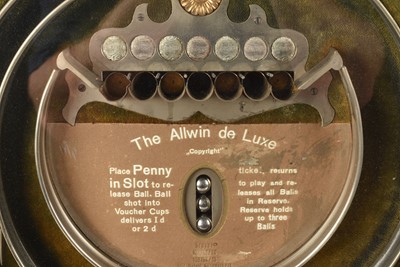 Lot 47 - An early 20th Century Allwin De Luxe Penny Slot Machine