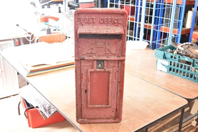Lot 71 - A Queen Elizabeth II Postbox