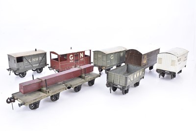 Lot 802 - Bassett-Lowke Gauge 1 Freight Stock